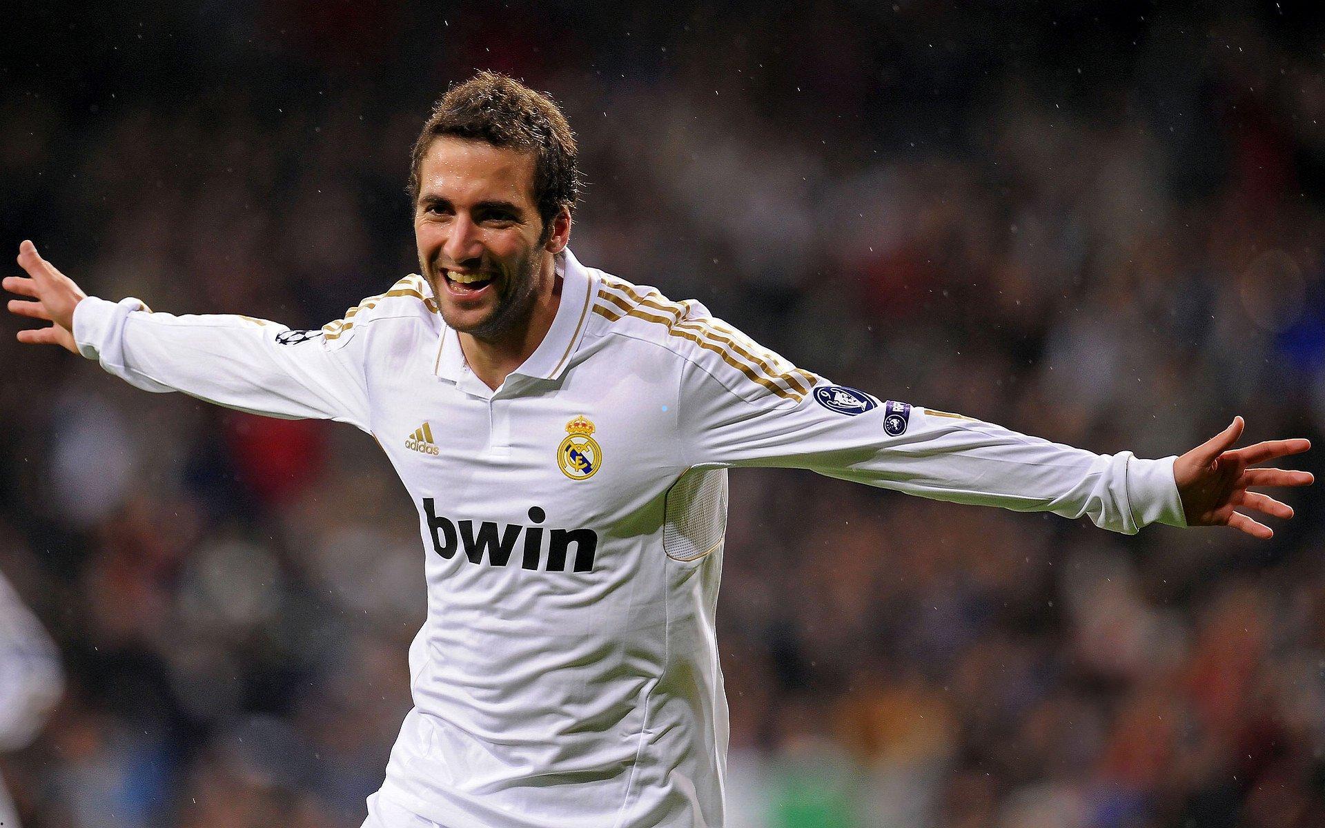 克洛普莱比锡训练营之行引关注 与卡尔特弗莱特父亲畅谈青年足球发展