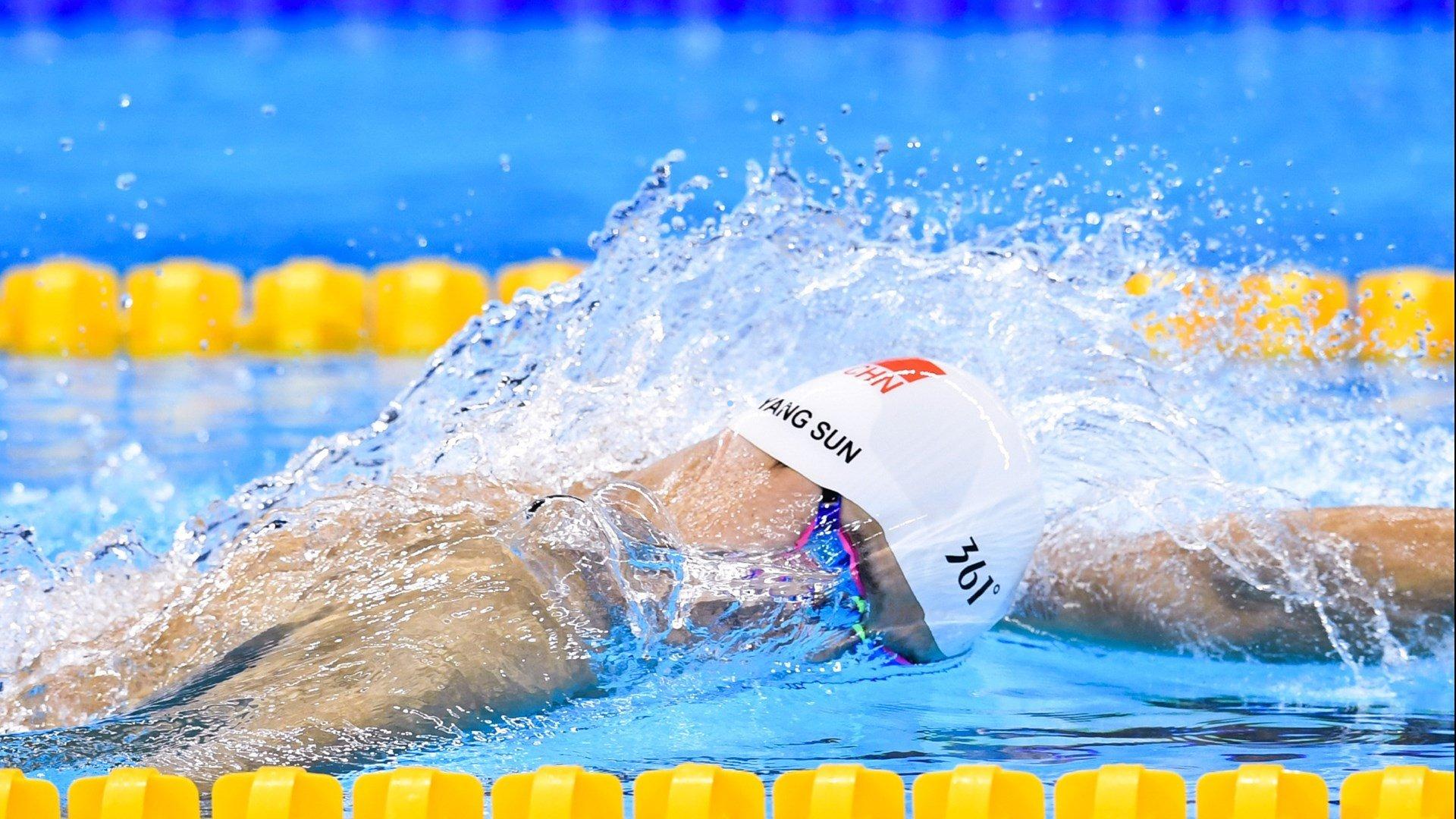 队长投票内幕曝光，梅西力挺旧部，莱万青睐新星，姆巴佩沉默引发热议